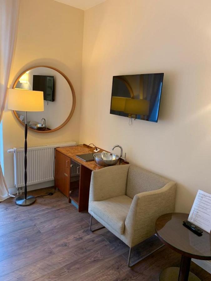 Berliner Hof Hotel Dallgow-Doeberitz ภายนอก รูปภาพ
