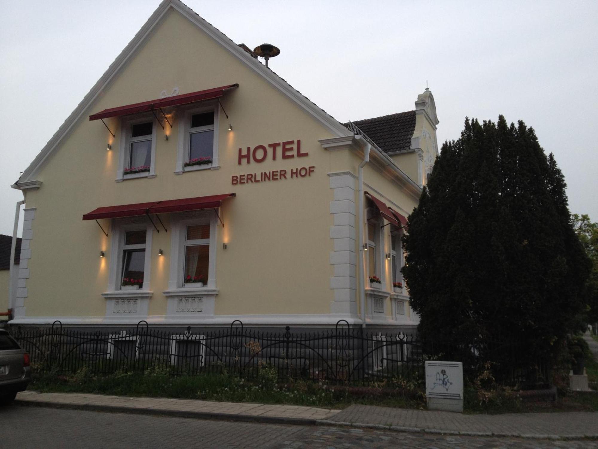 Berliner Hof Hotel Dallgow-Doeberitz ภายนอก รูปภาพ