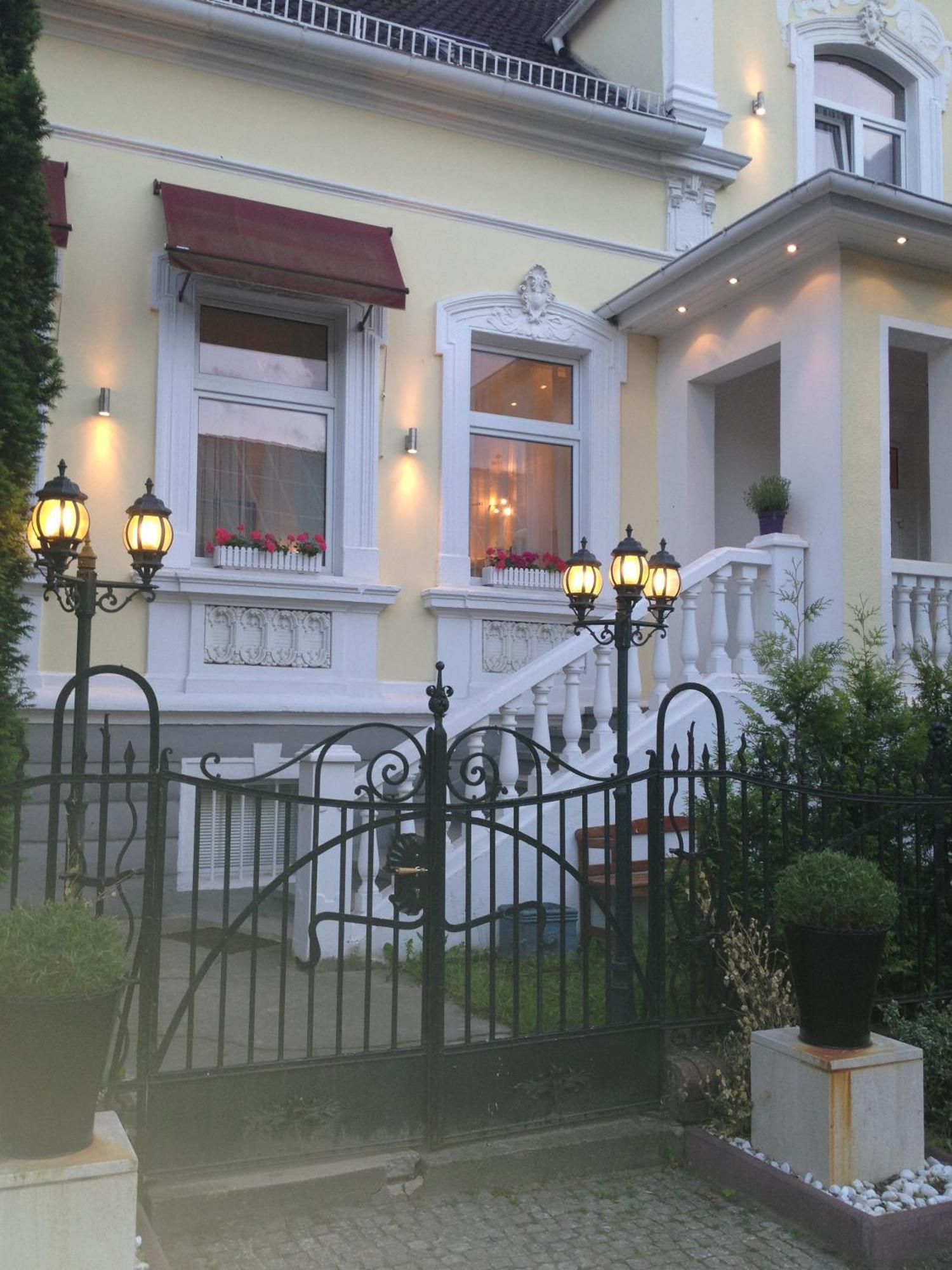Berliner Hof Hotel Dallgow-Doeberitz ภายนอก รูปภาพ
