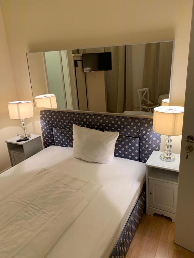 Berliner Hof Hotel Dallgow-Doeberitz ภายนอก รูปภาพ